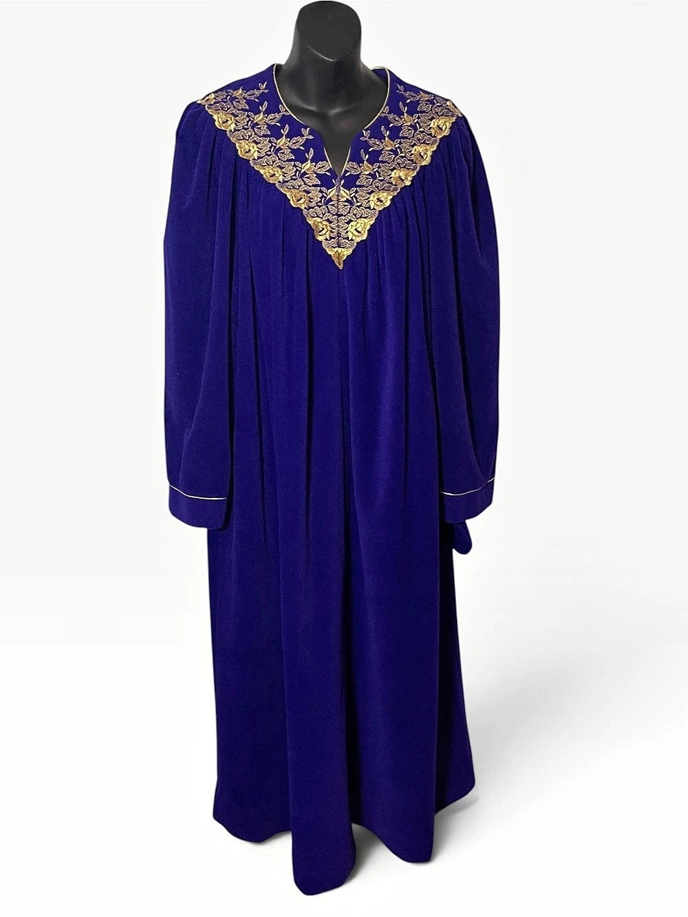 VTG Vanity Fair Royal Purple Velour Maxi Robe Lounger Gold Metallic Trim Large